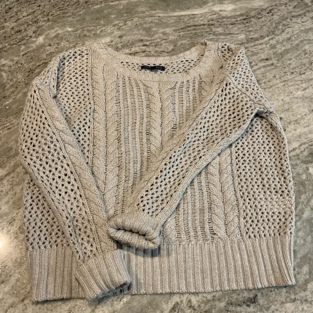American eagle sweater